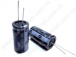 Конденсатор електроліт. 680uF 200V